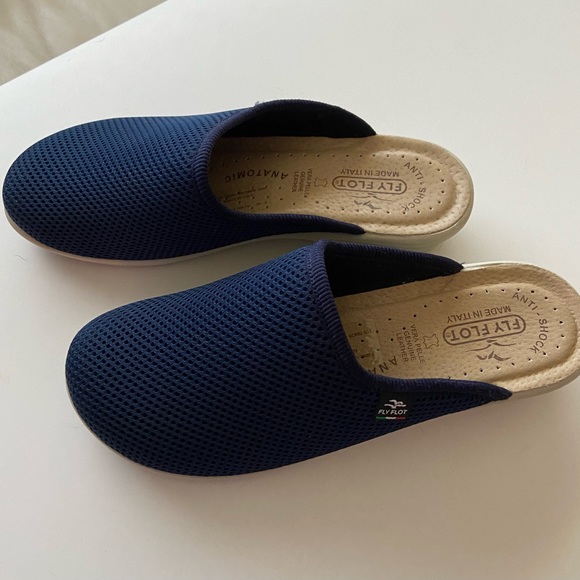 New Italian Flyflot slip on shoes - Picture 3 of 3